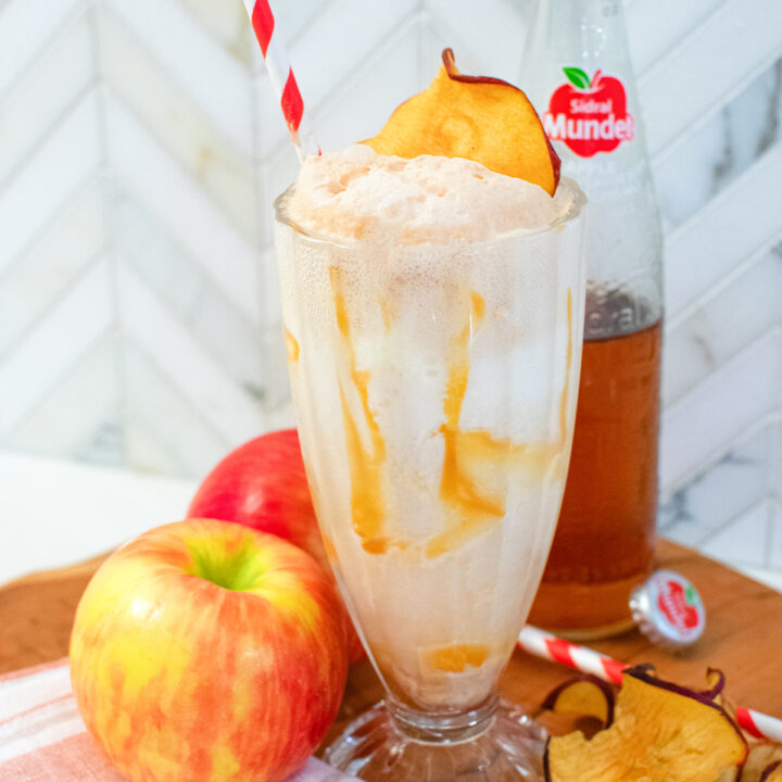 Caramel Apple Float Sidral Mundet Soda Apples and Straws