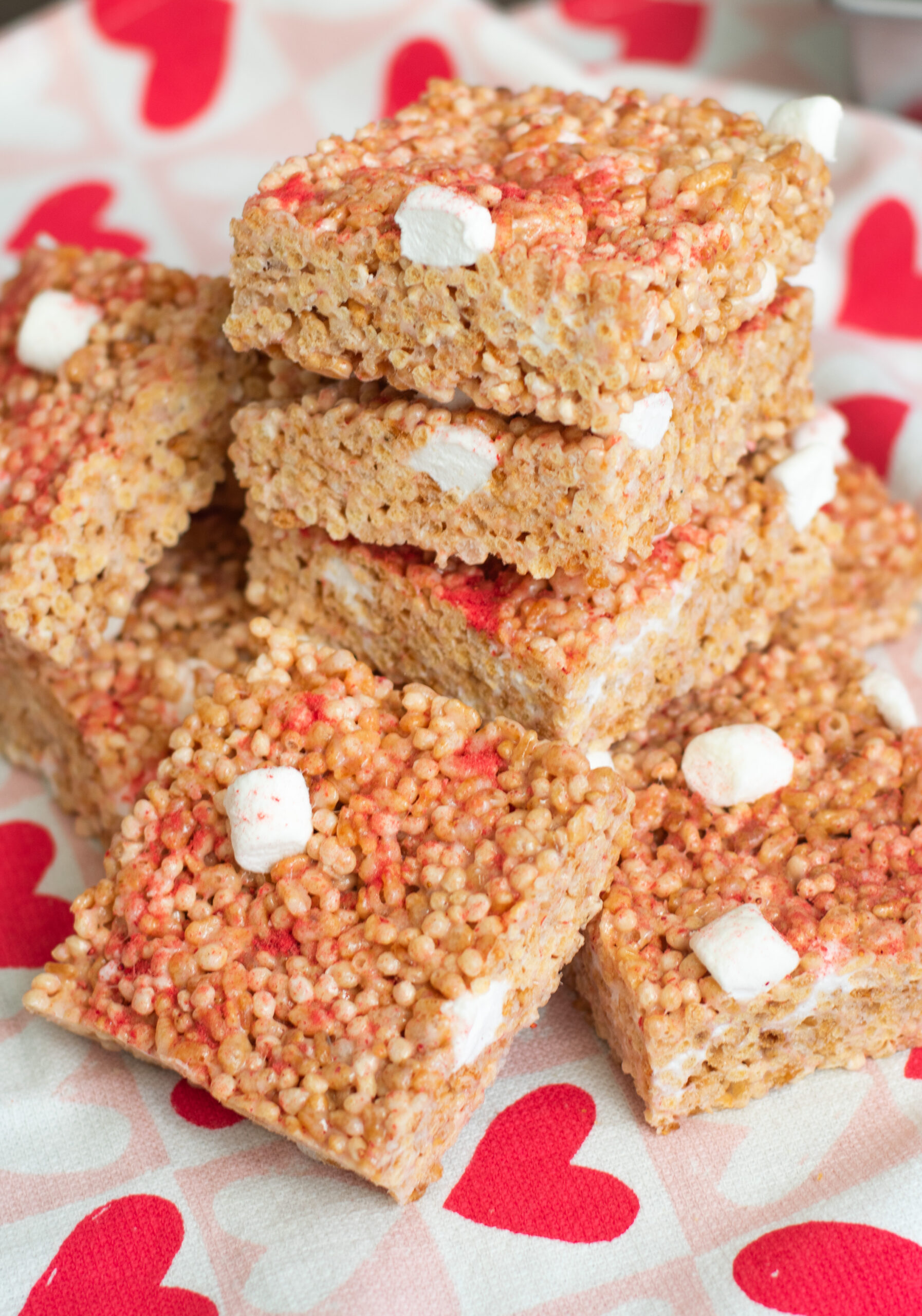 Strawberries & Cream Rice Krispie Treats