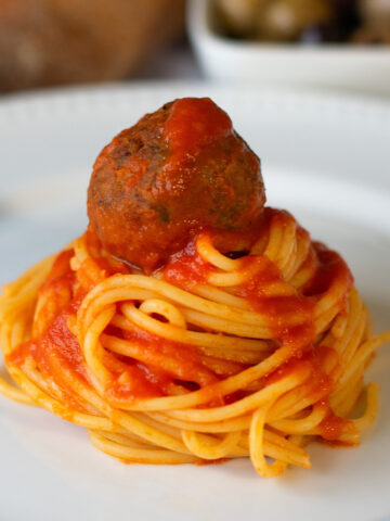 Meatless Meatballs and Spaghetti